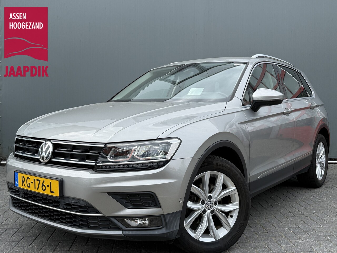 Volkswagen Tiguan - BWJ 2017 1.4 TSI 150 PK ACT Highline AUTOMAAT | FULL LED | ADAPTIVE CRUISE | HEAD-UP DISPL - AutoWereld.nl