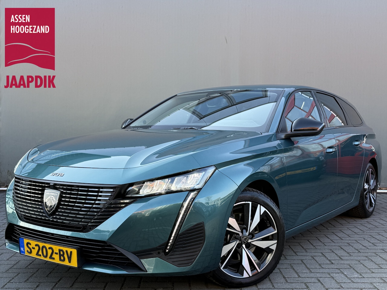 Peugeot 308 SW - BWJ 2023 1.2 131 PK PureTech Allure TREKHAAK | FULL LED | HALF LEDER | KEYLESS | 360 CAMER - AutoWereld.nl