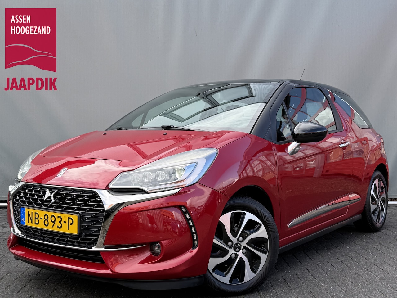 DS 3 - BWJ 2017 1.2 82PK So Chic AUTOMAAT | FULL LED | CARPLAY + ANDROID | NAVI | CLIMA | CRUISE - AutoWereld.nl