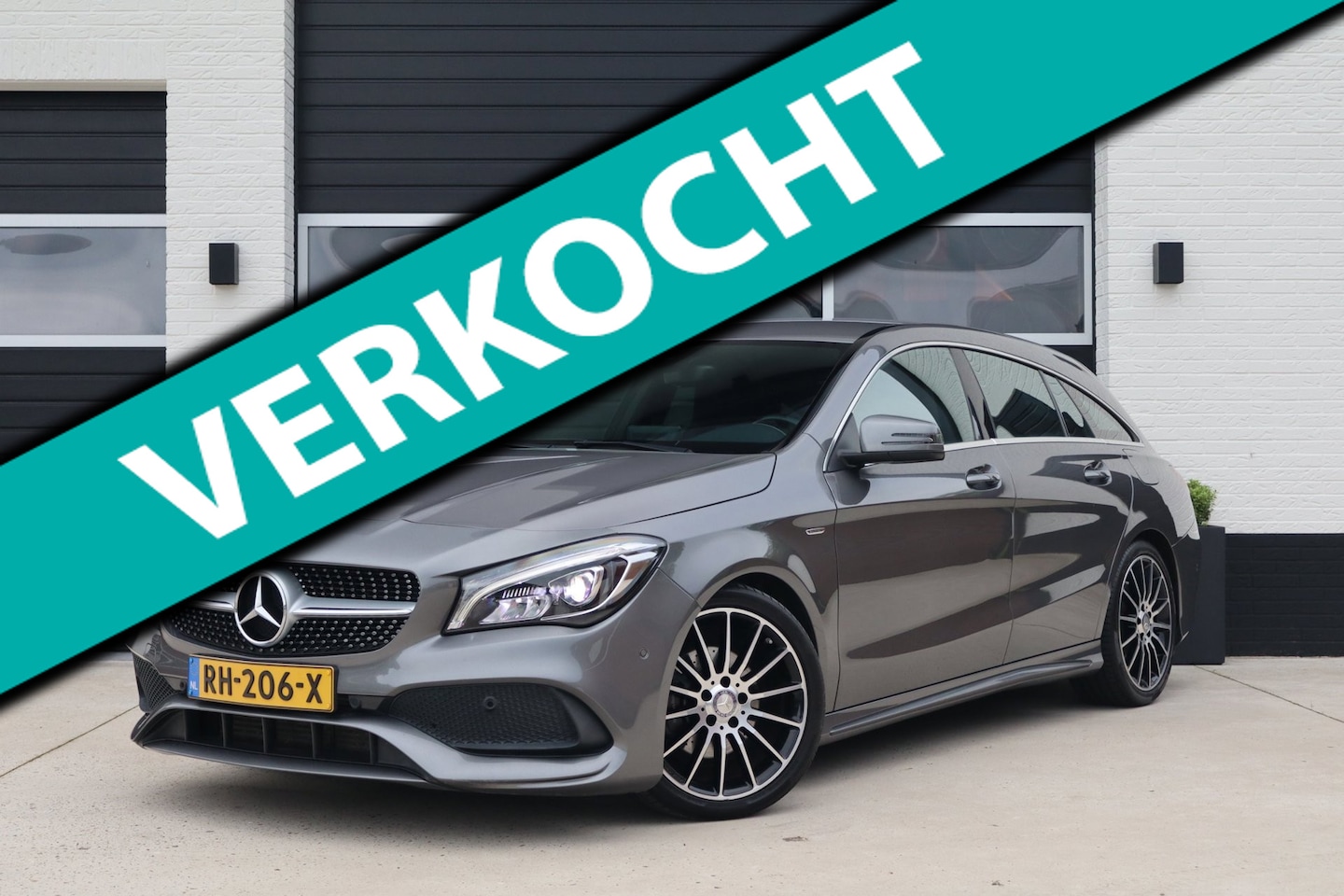 Mercedes-Benz CLA-klasse Shooting Brake - 180 AMG Sport White Art Edition Automaat - Alcantara - Trekhaak - Xenon - 18 inch - AutoWereld.nl