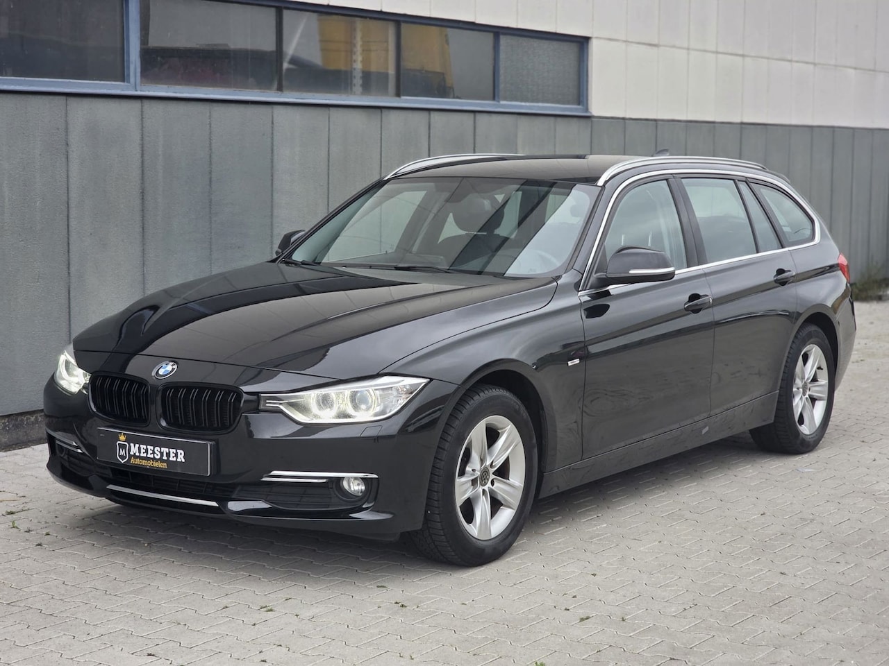 BMW 3-serie Touring - 316i Executive|Xenon|Navi|Stoelverw - AutoWereld.nl