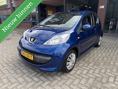Peugeot 107 - 1.0-12V XR AIRCO*ZUINIGE AUTO