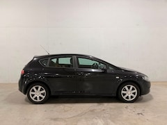 SEAT Leon - 1.6 Stylance 5drs Clima Cruise APK NAP