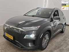 Hyundai Kona Electric - EV Premium 64 kWh Warmtepomp SOH 100% FASE 3 Verkeersbordassistent