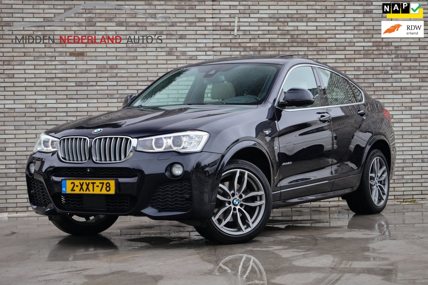 BMW X4 - XDrive20i High Executive * TREKHAAK * HUD * M-PAKKET * BTW * - AutoWereld.nl