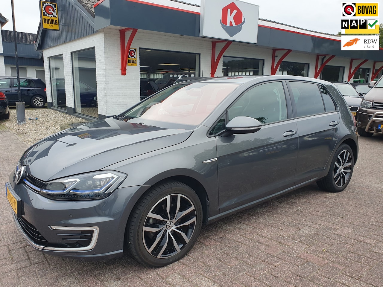 Volkswagen e-Golf - NAVI/PDC/LED BJ 2018 - AutoWereld.nl