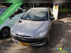 Peugeot 206 - 1.4 X-line