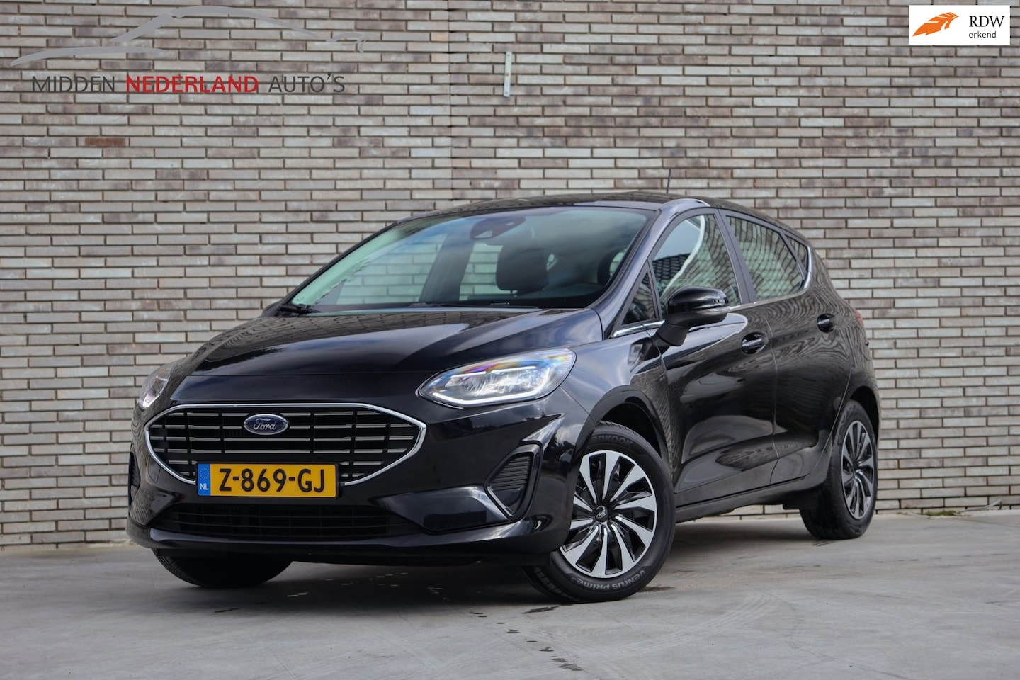 Ford Fiesta - 1.0 EcoBoost Titanium * APK 2027 * STOELVERWARMING * PARKEER SENSOREN * CLIMATE CONTROLE * - AutoWereld.nl