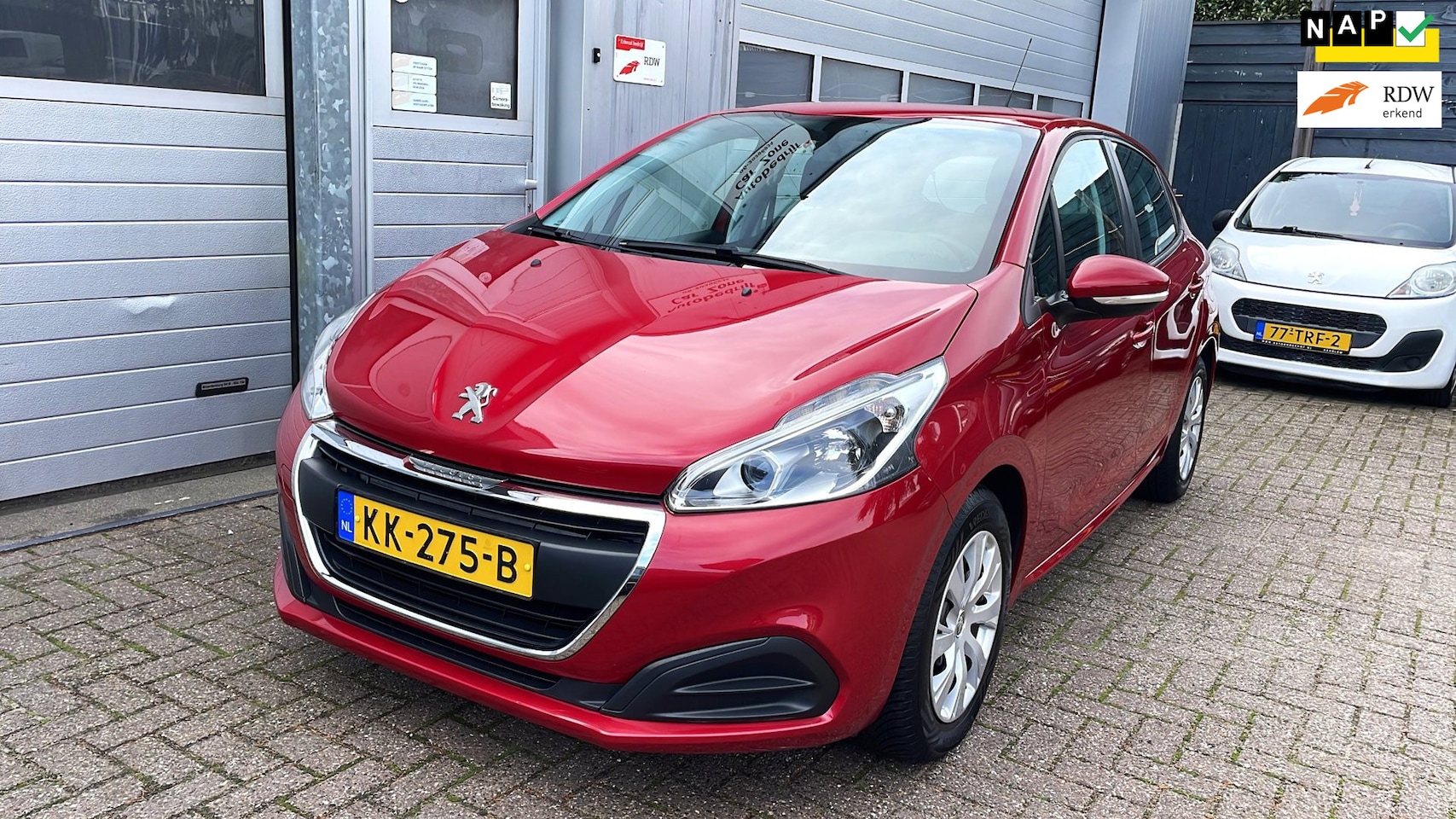 Peugeot 208 - 1.2 PureTech Active 5D-Navi-Airco-Cruise-New APK - AutoWereld.nl