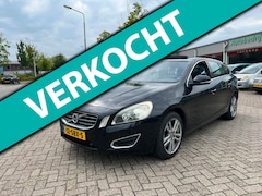 Volvo V60 - 2.0 D3|PANODAK|CAMERA|