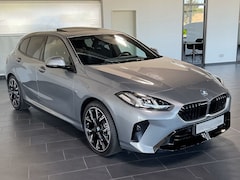 BMW 1-serie - 120 M-SPORT * LED, TREKH, PANORAMA, 19-inch LMV, ACC, M-ONDERST, EL. A-KLEP * 1e EIG - Ex