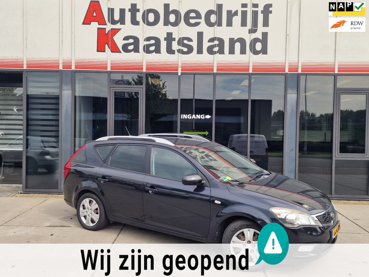 Kia Cee'd - 1.4 CVVT Seven Business - Navi - Clima - Cruise - - AutoWereld.nl