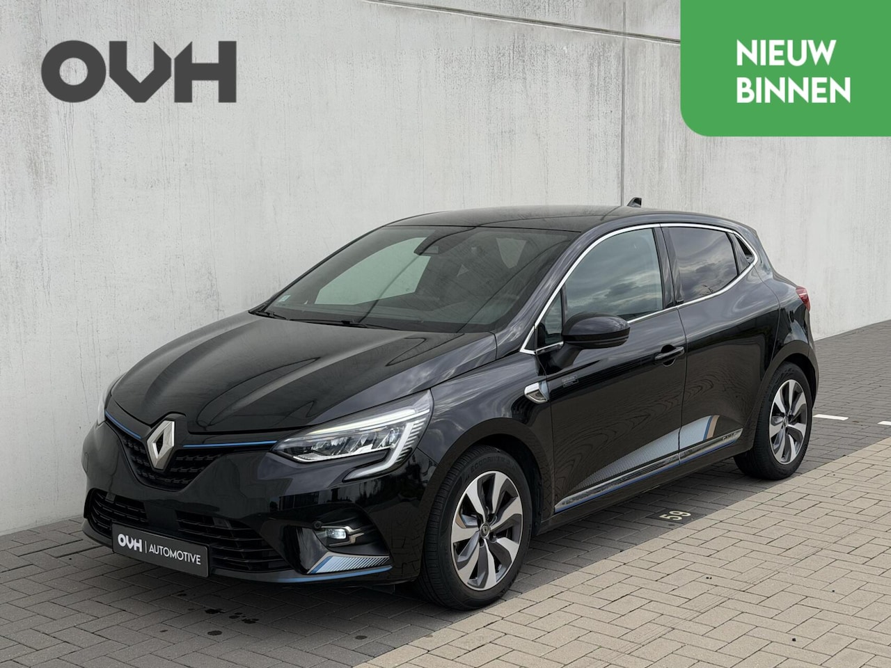 Renault Clio - 1.6 E-Tech Hybrid 140 Serie Limitee E-TECH - AutoWereld.nl