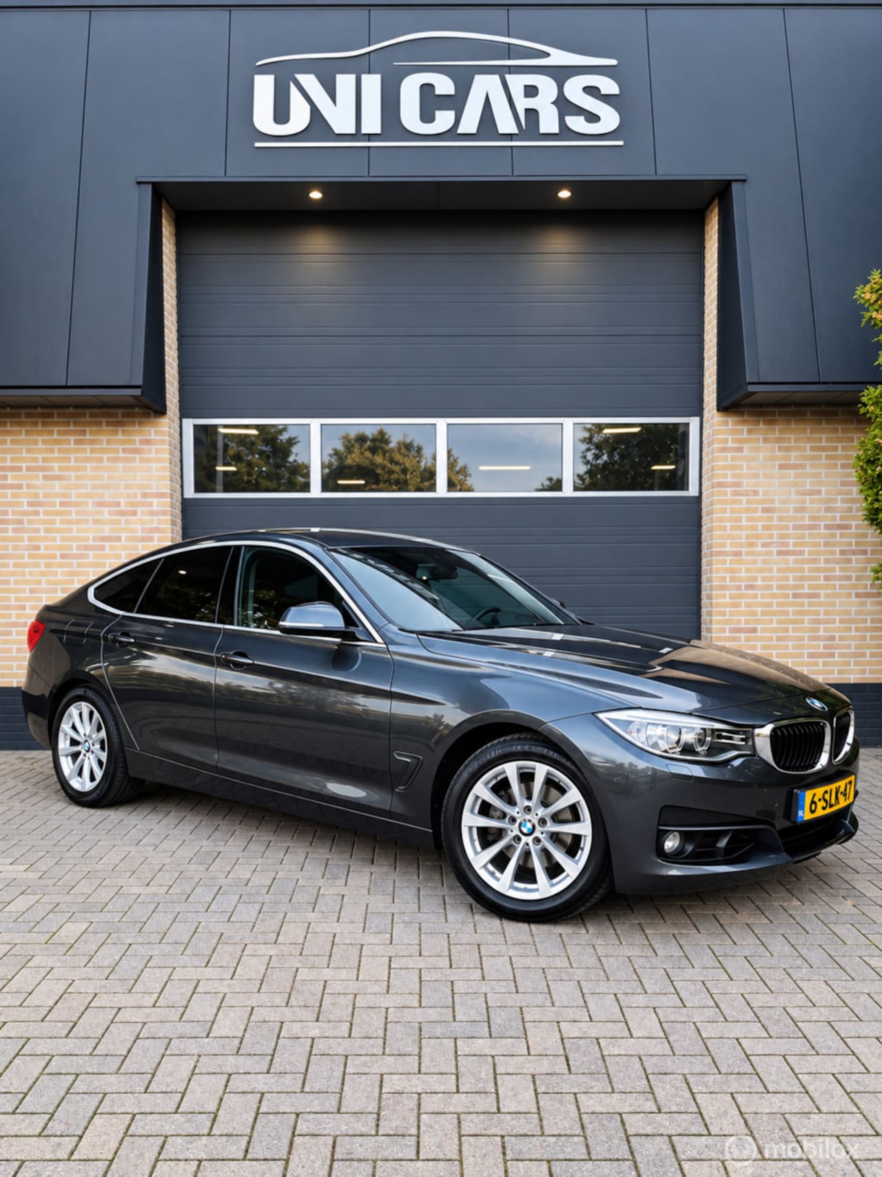 BMW 3-serie Gran Turismo - 320i M Sport Edition High Executive - AutoWereld.nl