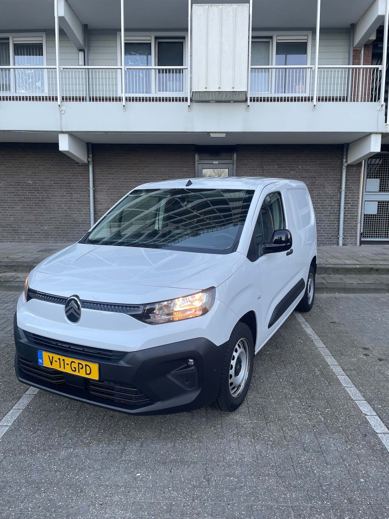 Citroën Berlingo - 1.5 BlueHDi 100 S&S L1 - AutoWereld.nl