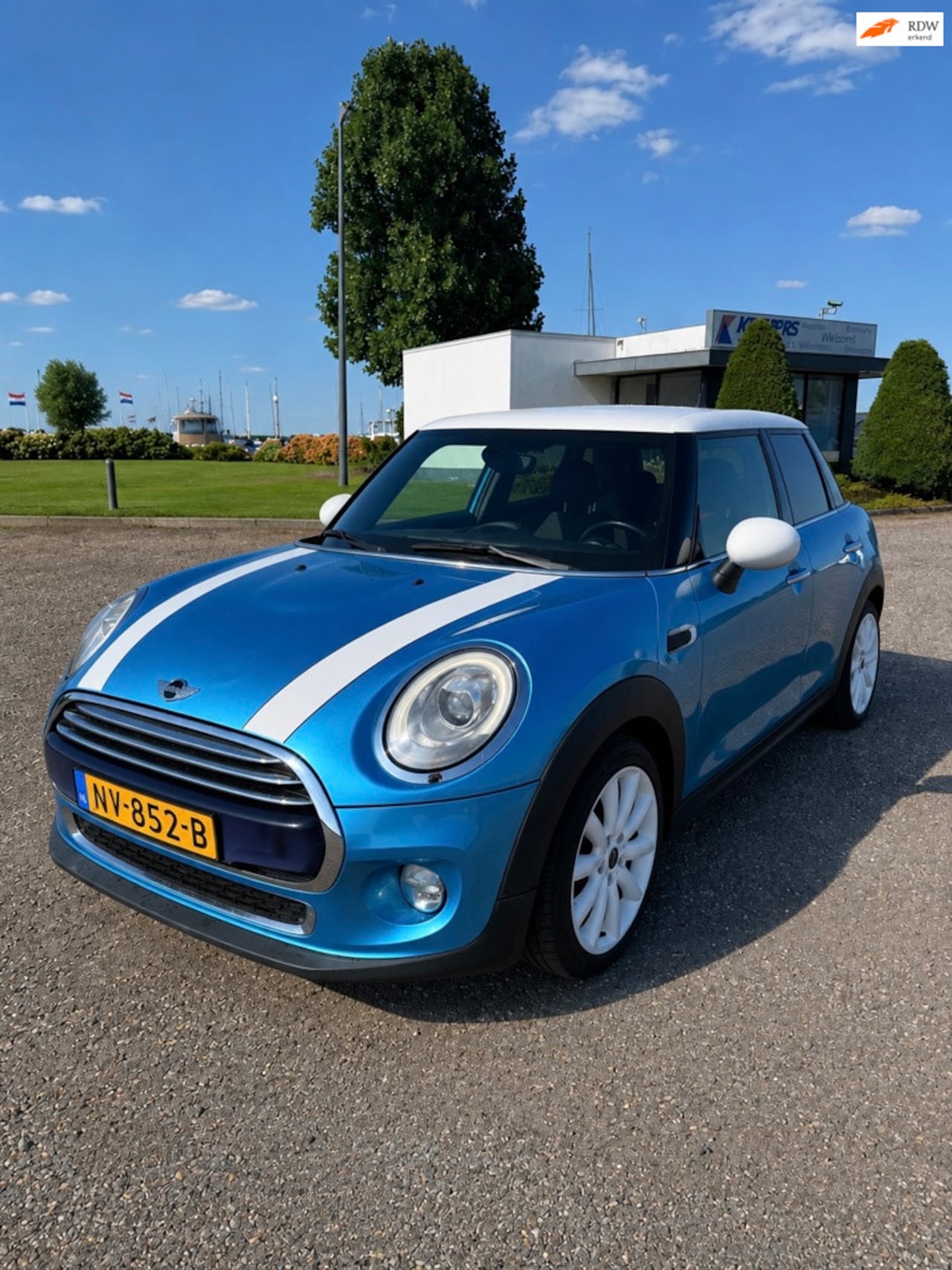 MINI Cooper - 1.5 Chili Business|Nieuwe distributieketting|APK 08.2027 - AutoWereld.nl