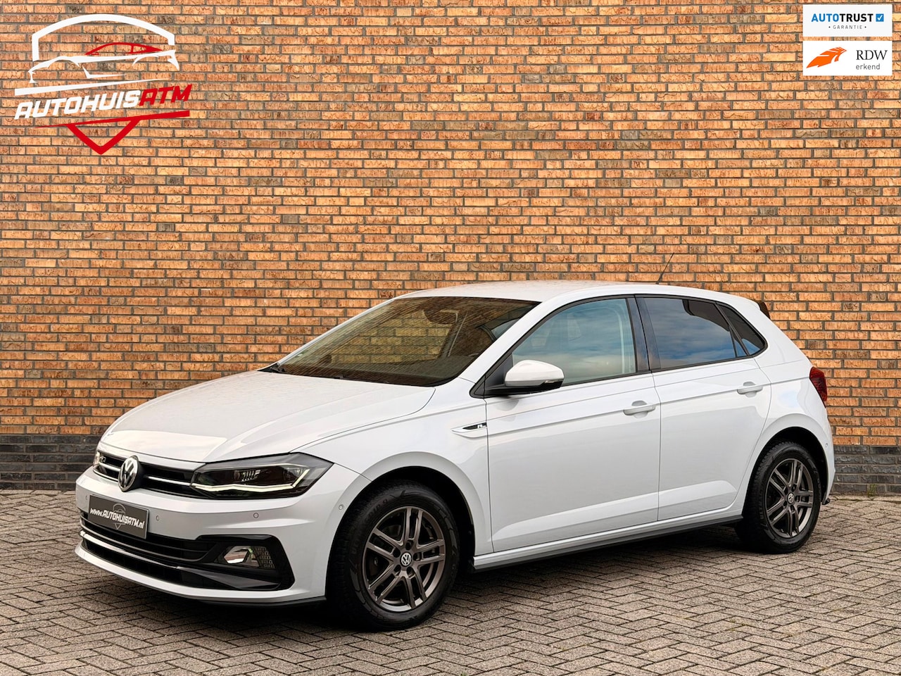 Volkswagen Polo - 1.0 TSI R line Keyless Led Stoelvw Dodehoek - AutoWereld.nl