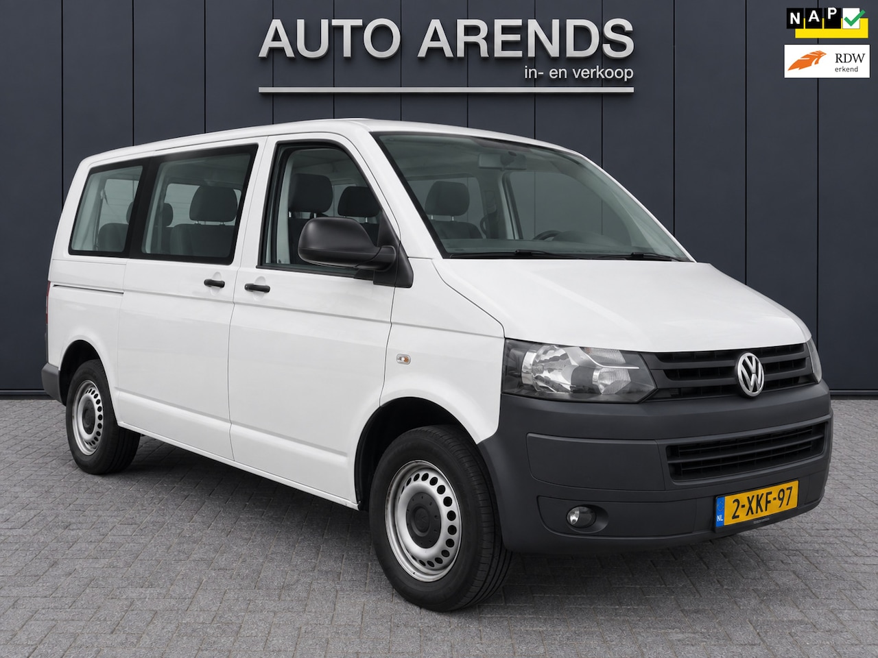 Volkswagen Transporter Kombi - 2.0 TDI L1H1 Trendline 9-PERSOONS | MARGE | AIRCO | STANDKACHEL | NAVI + CAMERA |NAP - AutoWereld.nl