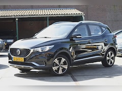 MG ZS - EV Luxury 45kWh SOH 89% / NAP / Camera / Pano / Leer / Navi