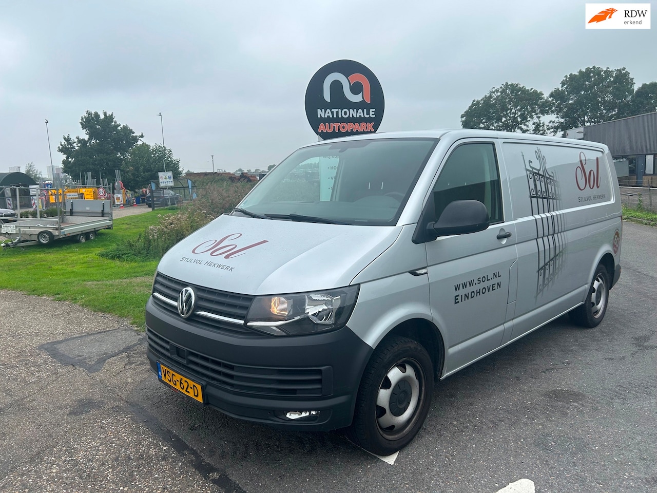 Volkswagen Transporter - 2017 * 2.0 TDI L2H1 Highline *APK * EURO 6* AIRCO - AutoWereld.nl