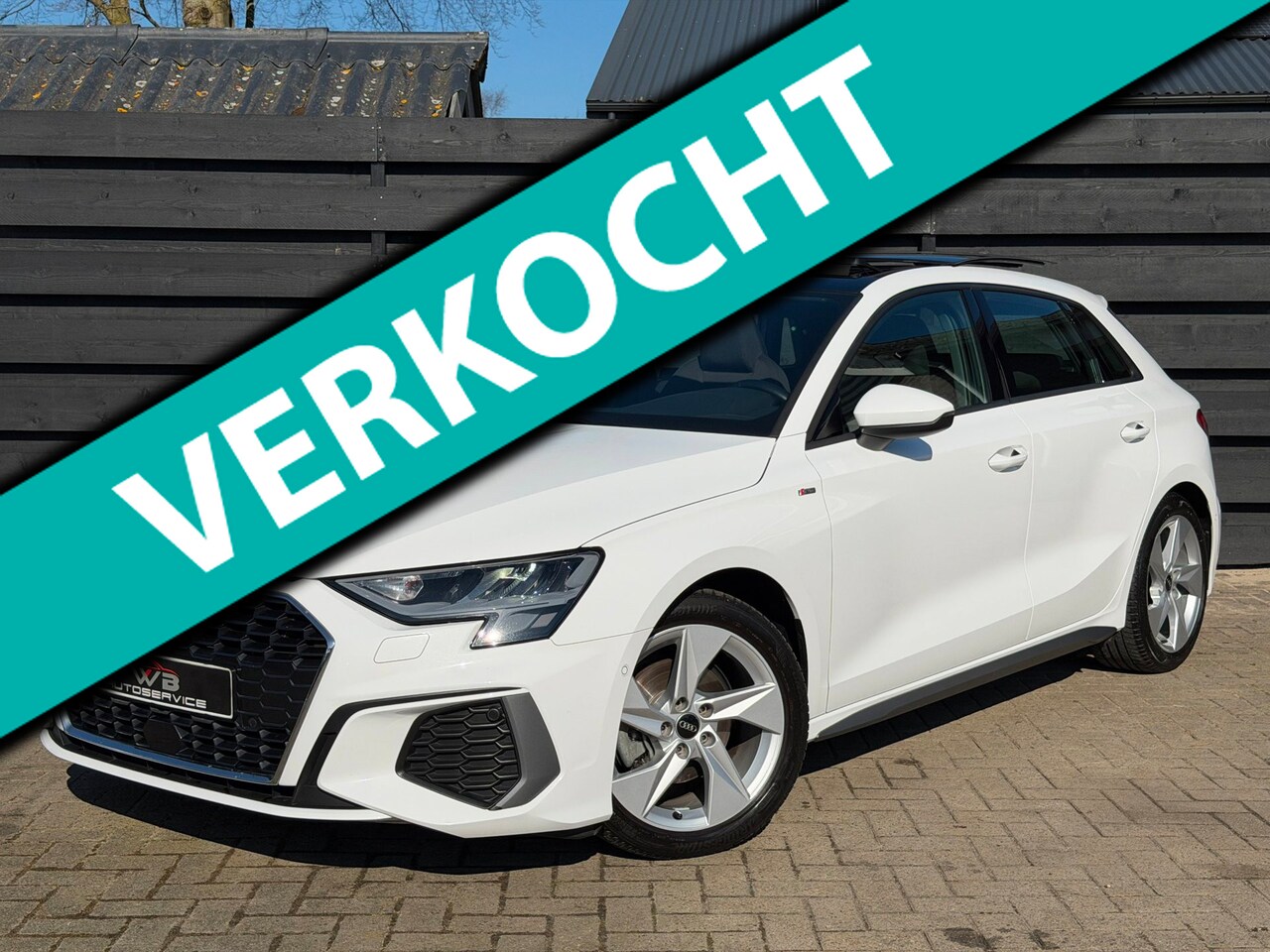 Audi A3 Sportback - 35 TFSI S Line I PANO I Carplay I Trekhaak I Virtual - AutoWereld.nl
