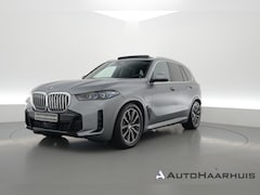 BMW X5 - xDrive50e M Sport | Rijklaar | Frozen Pure Grey | Stoelventilatie | Stoel+stuurverw.| Pano