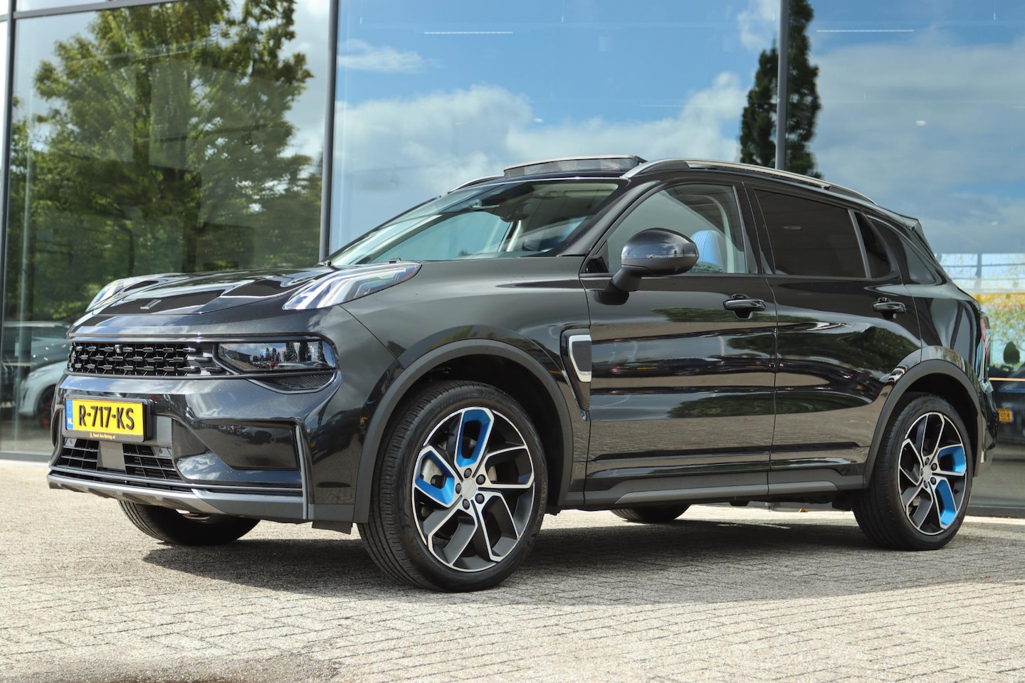 Lynk & Co 01 - 1.5 | PANO | 360 CAMERA | INFINITY SOUND | CARPLAY | FULL LED | KEY-LESS - AutoWereld.nl