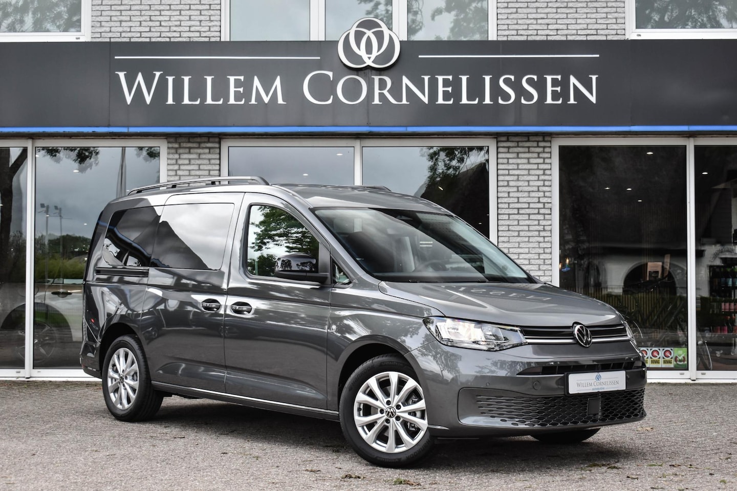 Volkswagen Caddy Maxi - 1.5TSI eHybrid Life 7-Pers. Camera Stoelverw ACC - AutoWereld.nl