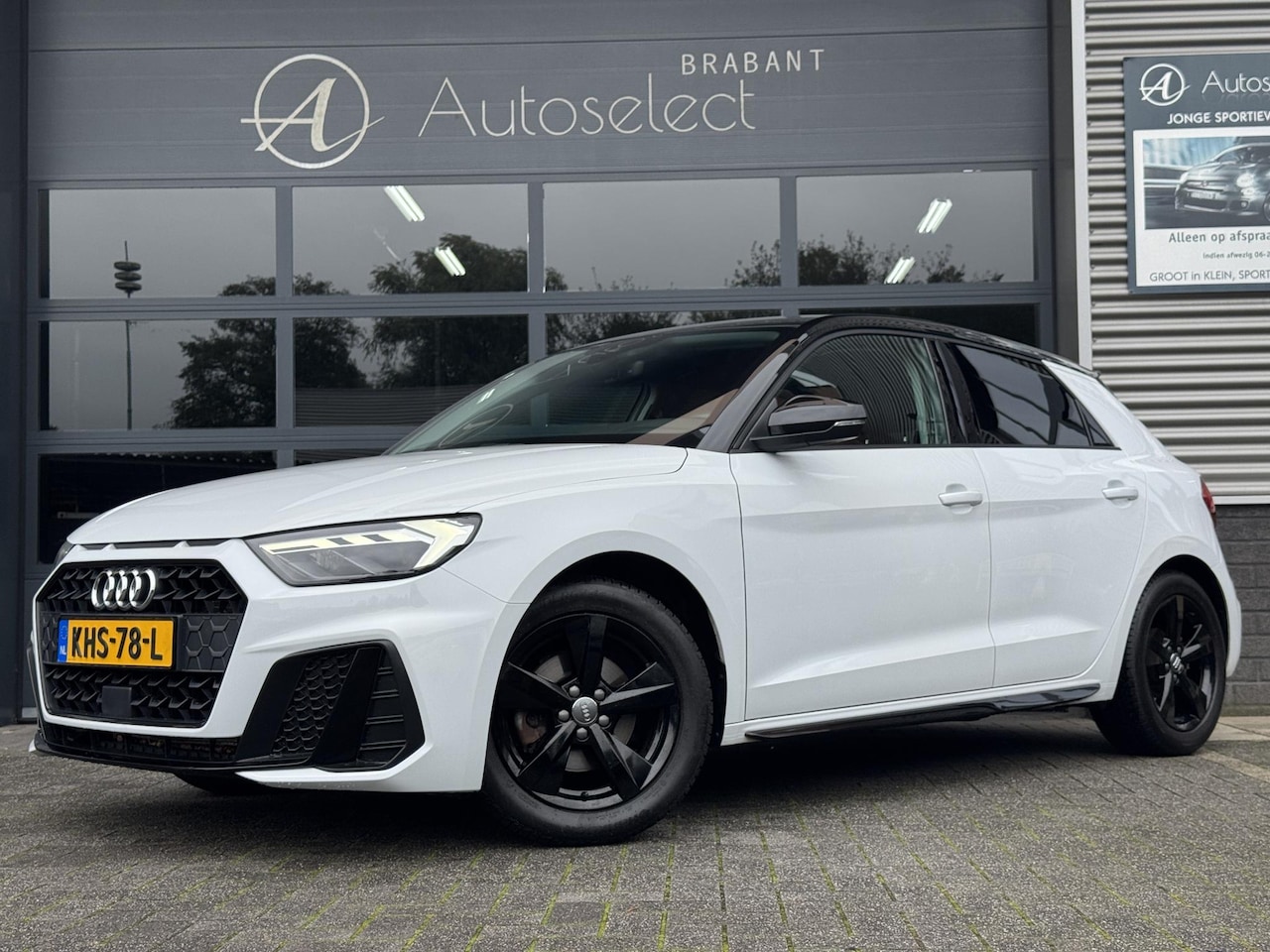 Audi A1 Sportback - 30 TFSI S Line Navi | LED | Dealer OH - AutoWereld.nl