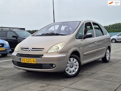 Citroën Xsara Picasso - €1100, -1.8i-16V APK AIRCO TREKHAAK
