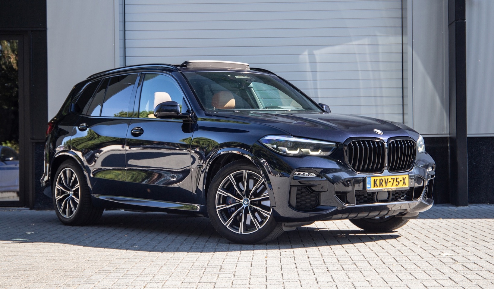 BMW X5 - XDrive45e High Executive / Pano / Trekhaak / Stoelkoeling - AutoWereld.nl