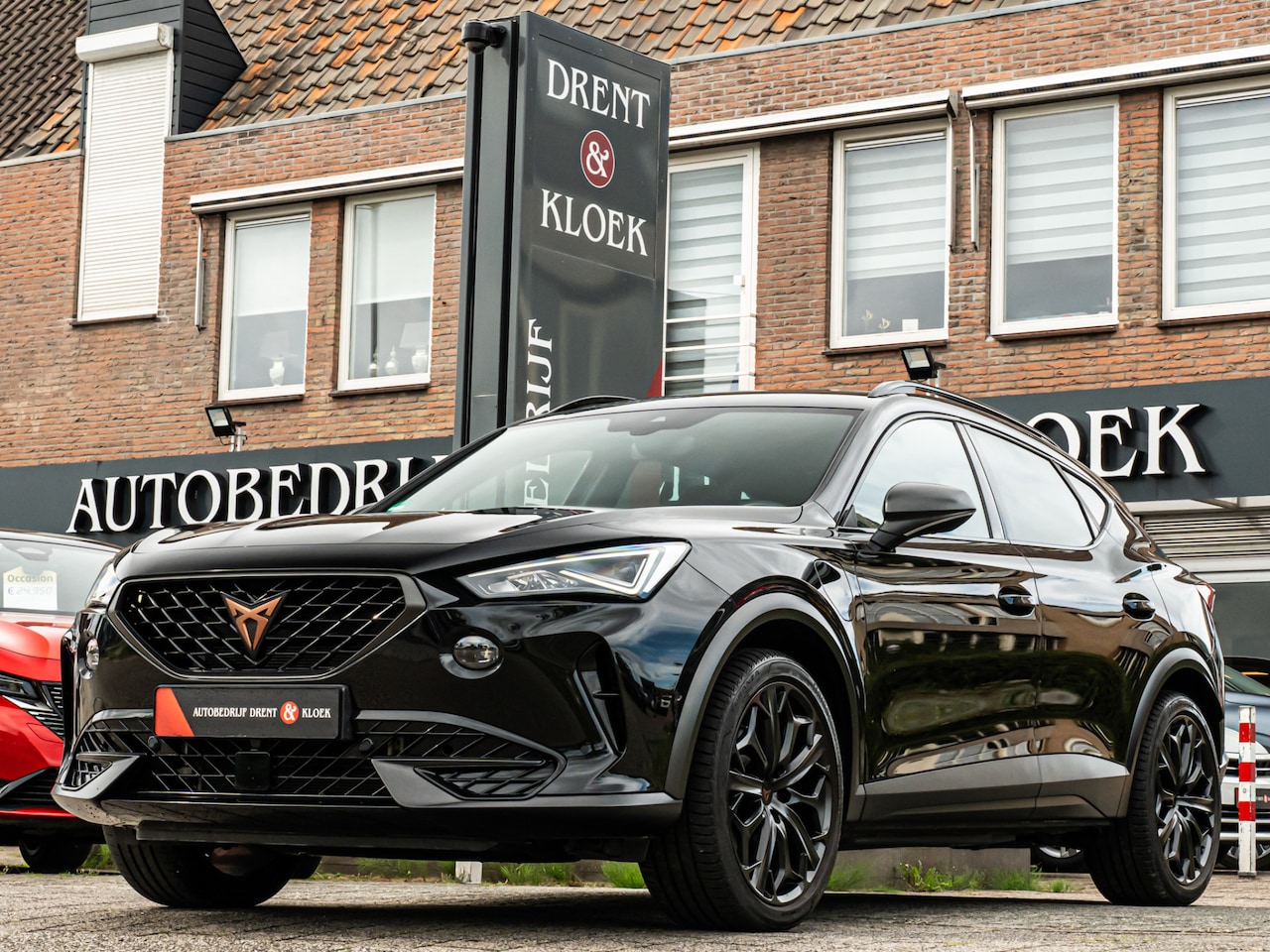 CUPRA Formentor - 1.4 e-Hybrid VZ Tribe Edition ELEK TREKHAAK CAMERA ELEK STOEL BLACK OPTIC STOELVERW - AutoWereld.nl