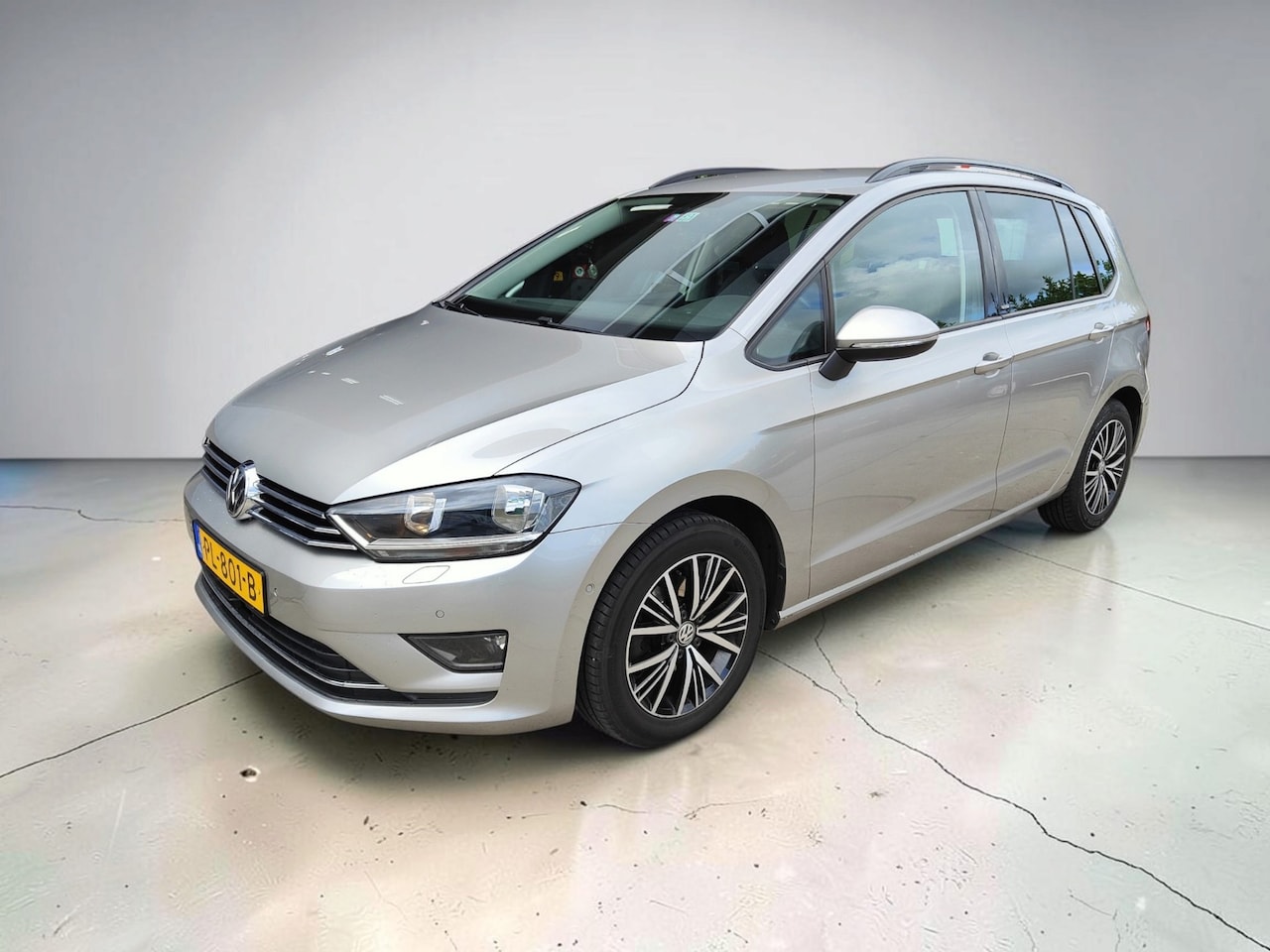 Volkswagen Golf Sportsvan - 1.2 TSI Connected Series automaat allstar - AutoWereld.nl