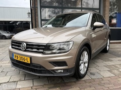 Volkswagen Tiguan - 1.4 TSI ACT Automaat | Camera | Trekhaak | CarPlay