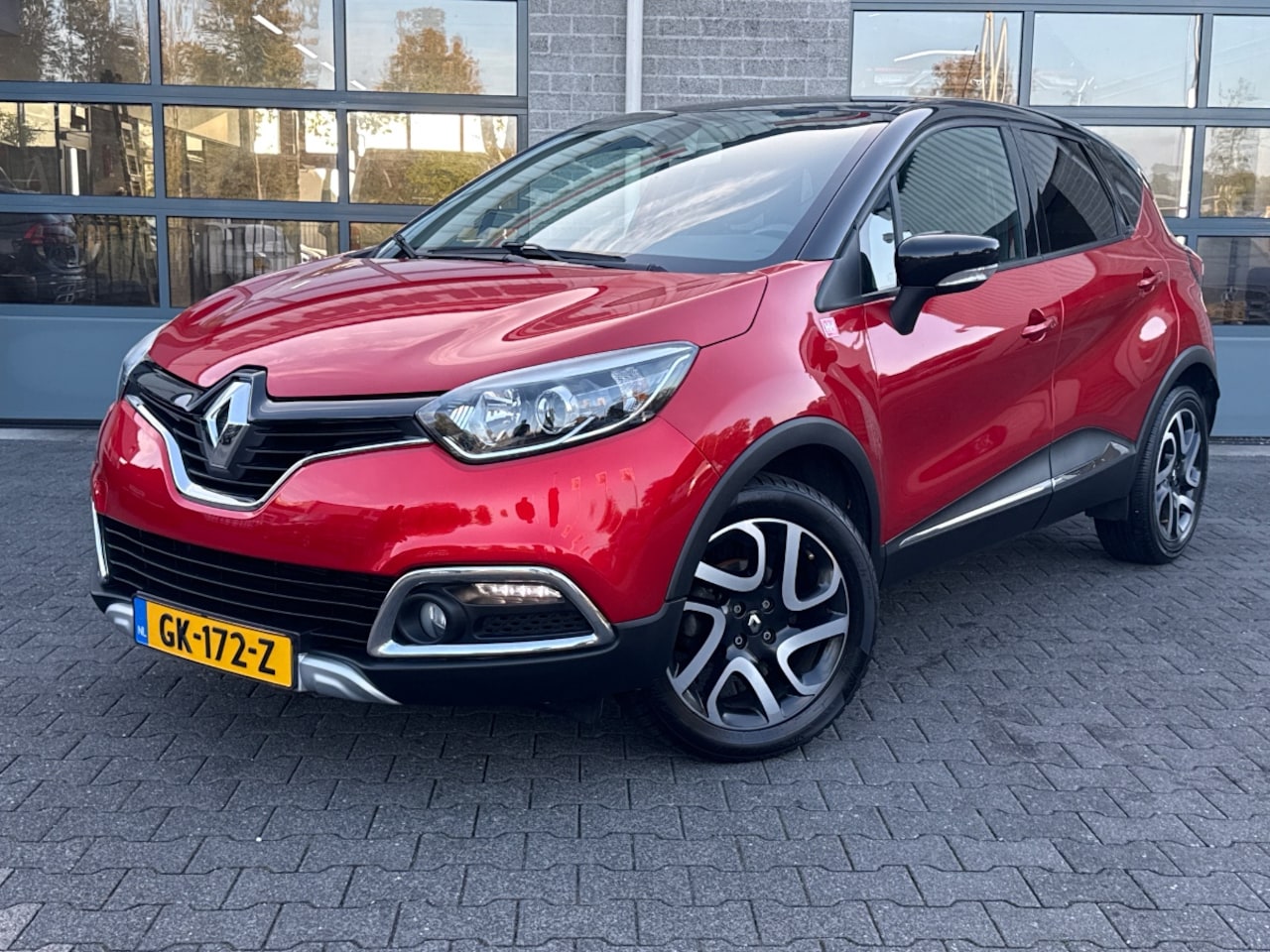 Renault Captur - 0.9 TCe Helly Hansen - AutoWereld.nl