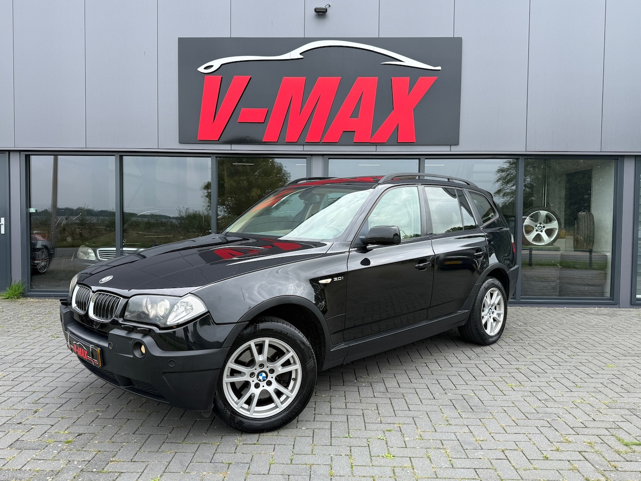 BMW X3 - 3.0i AUT High Executive NAP Pano Leder Xenon Clima - AutoWereld.nl