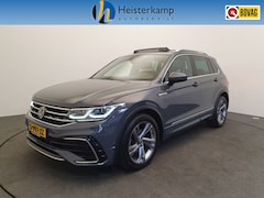 Volkswagen Tiguan - 1.5 TSI R-Line Business+ Panoramadak, ACC, Trekhaak