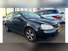 Volkswagen Golf - 1.6 FSI Sportline Export/ For Export/ APK