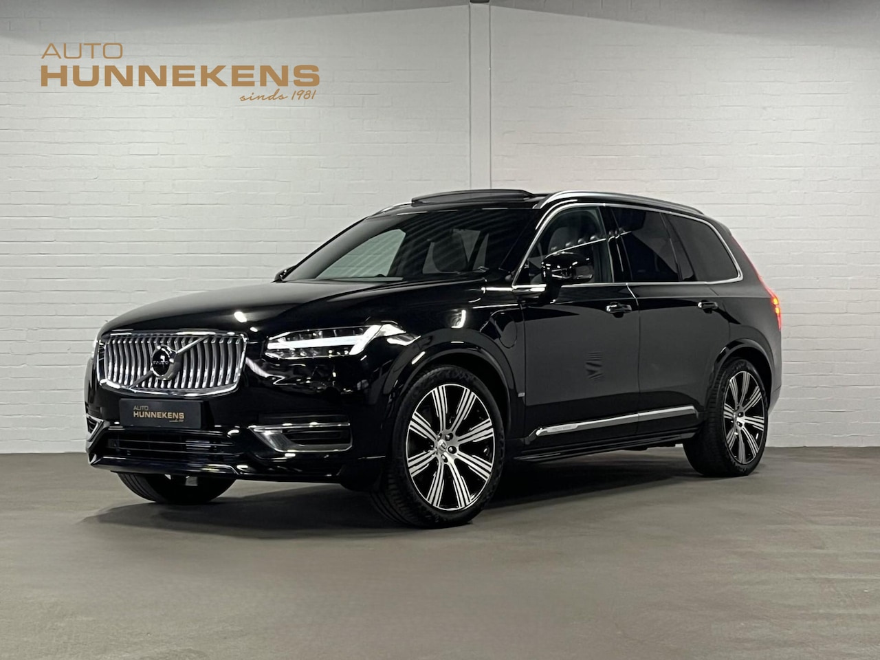 Volvo XC90 - 2.0 T8 Recharge AWD Inscription SOH 99% Luchtvering | Trekhaak | Bowers & Wilkins | Open d - AutoWereld.nl