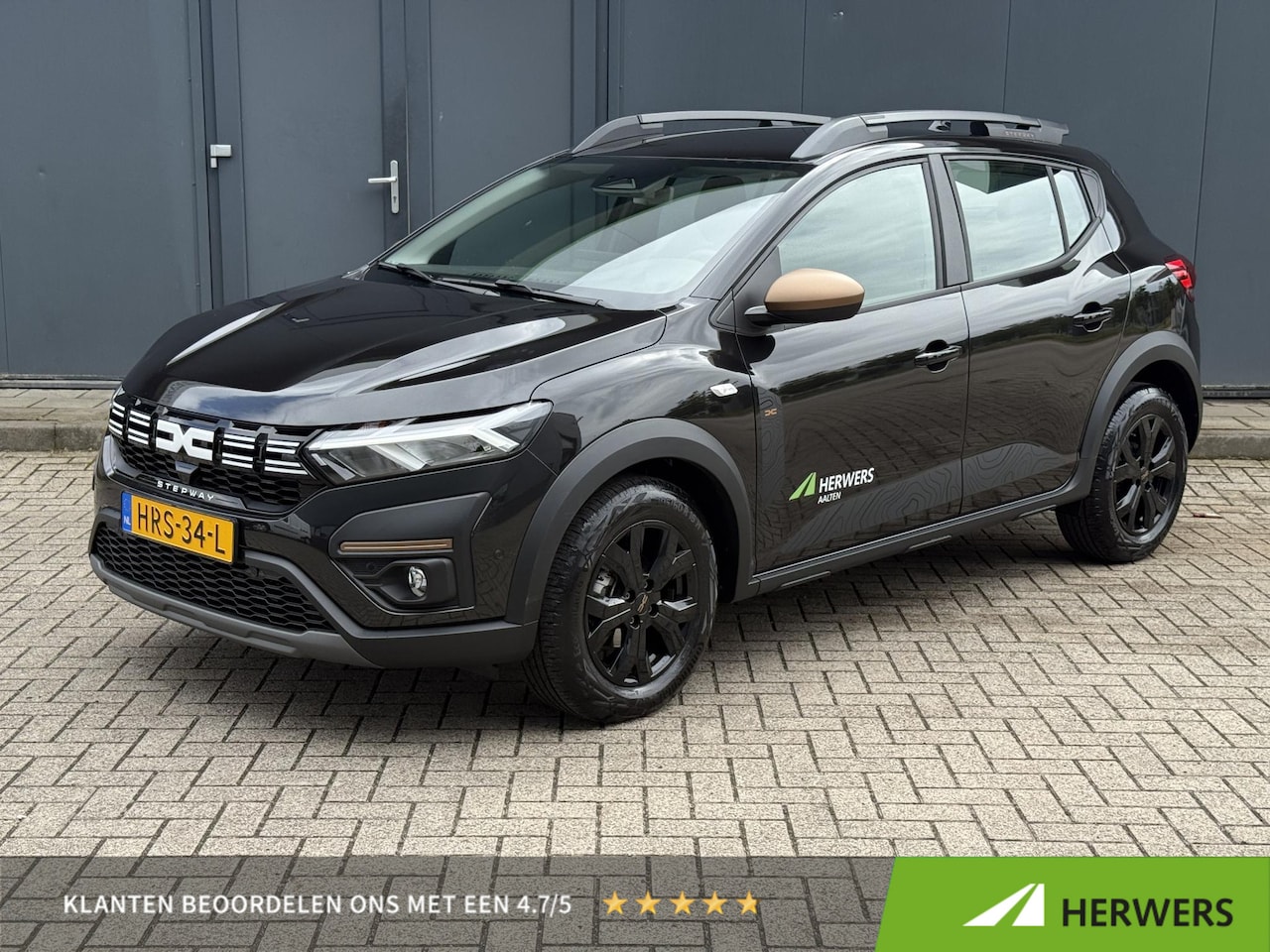 Dacia Sandero Stepway - TCe 110PK Extreme / Stoelverwarming / Apple Carplay / Navigatie / Achteruitrijcamera / Cru - AutoWereld.nl