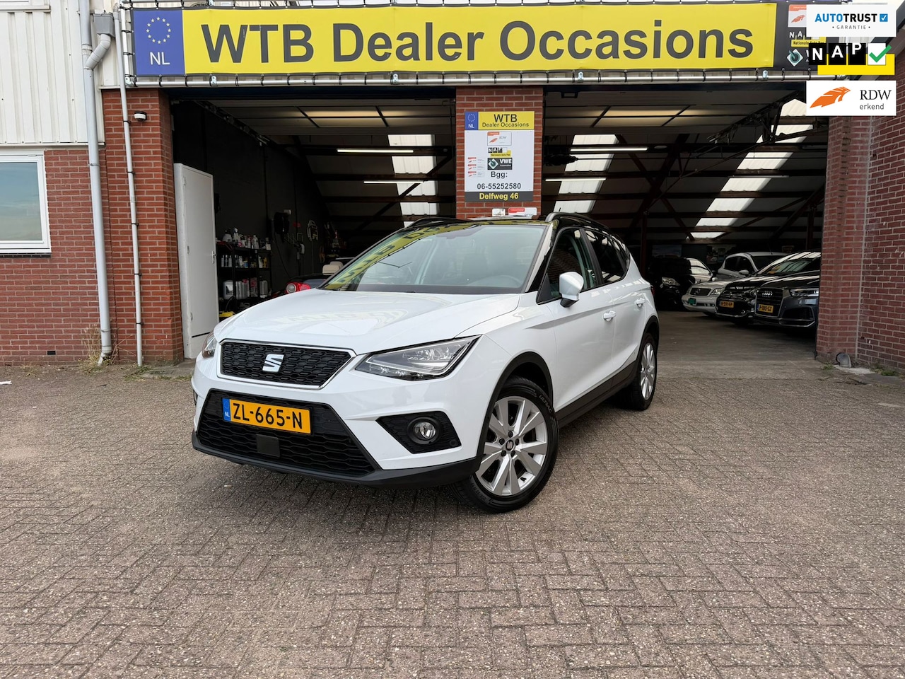 SEAT Arona - 1.0 TSI Style Business Intense 1.0 TSI Style Business Intense, Trekhaak, Navi, Dealer onderhouden - AutoWereld.nl