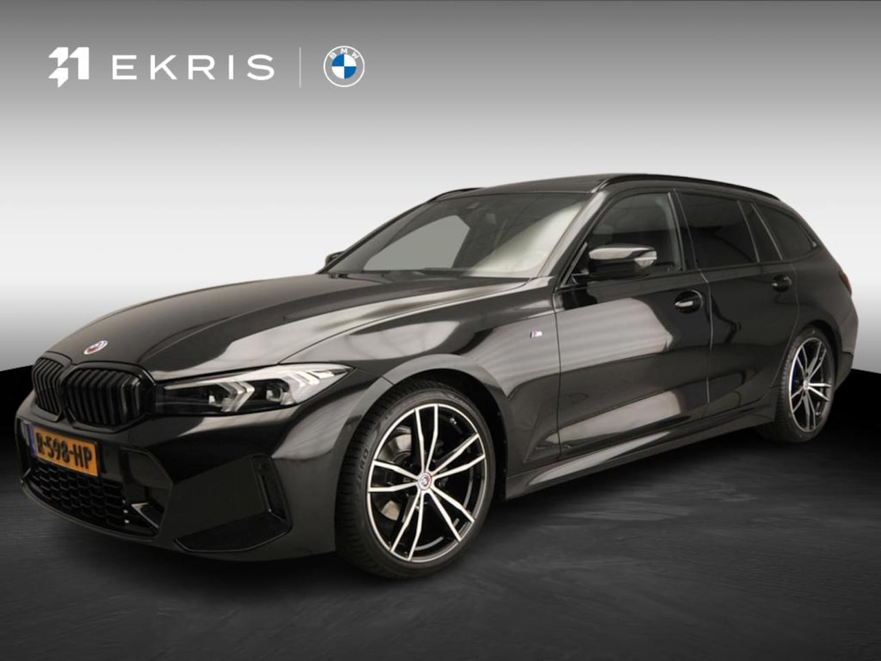 BMW 3-serie Touring - 318i | M-Sportpakket | LED | Leder | Navigatie | Panoramadak | Sportstoelen | DAB | Hifi s - AutoWereld.nl
