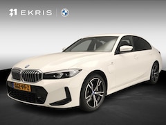 BMW 3-serie - Sedan 320e | M-Sportpakket | LED | Navigatie | Trekhaak | Stoelverwarming | DAB | Alu 18 i