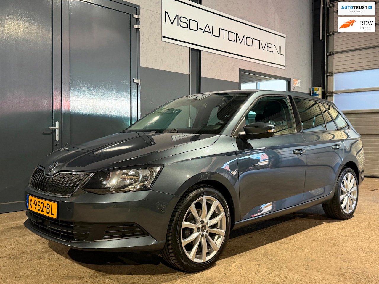Skoda Fabia Combi - 1.0 TSI 95pk Comfortline |Face lift|Trekhaak|PDC - AutoWereld.nl