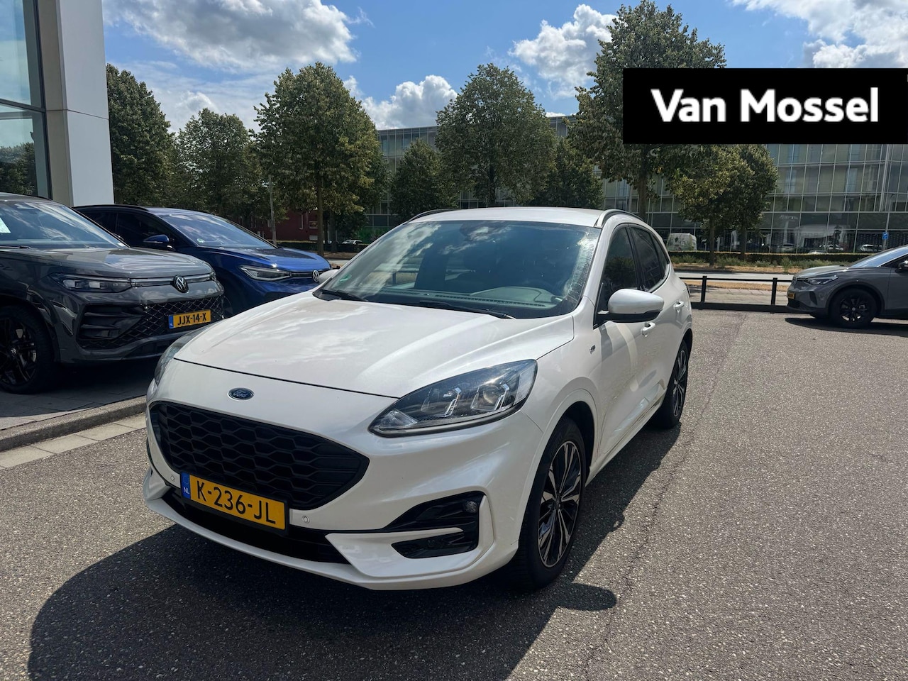 Ford Kuga - 1.5 EcoBoost ST-Line | Trekhaak | Airco | 19 Inch Velgen | Navigatie | Parkeersensoren | - AutoWereld.nl
