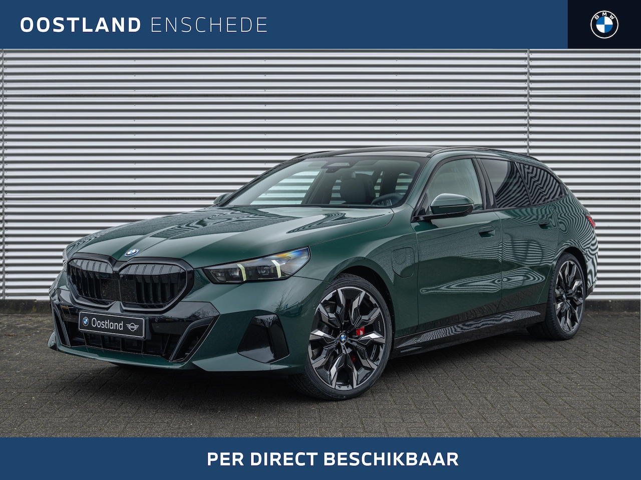 BMW 5-serie Touring - 550e xDrive M Sport Automaat / Panoramadak / Trekhaak / Adaptief M Onderstel Professional - AutoWereld.nl