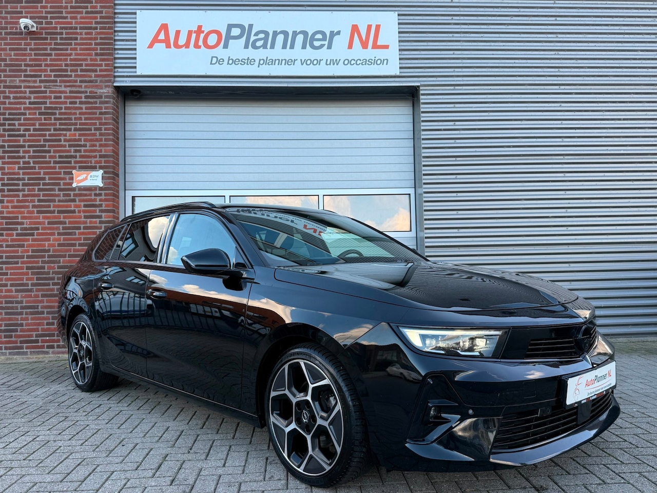 Opel Astra - 1.2 Turbo Ultimate! Incl. Btw! 360° Camera! Pano! - AutoWereld.nl