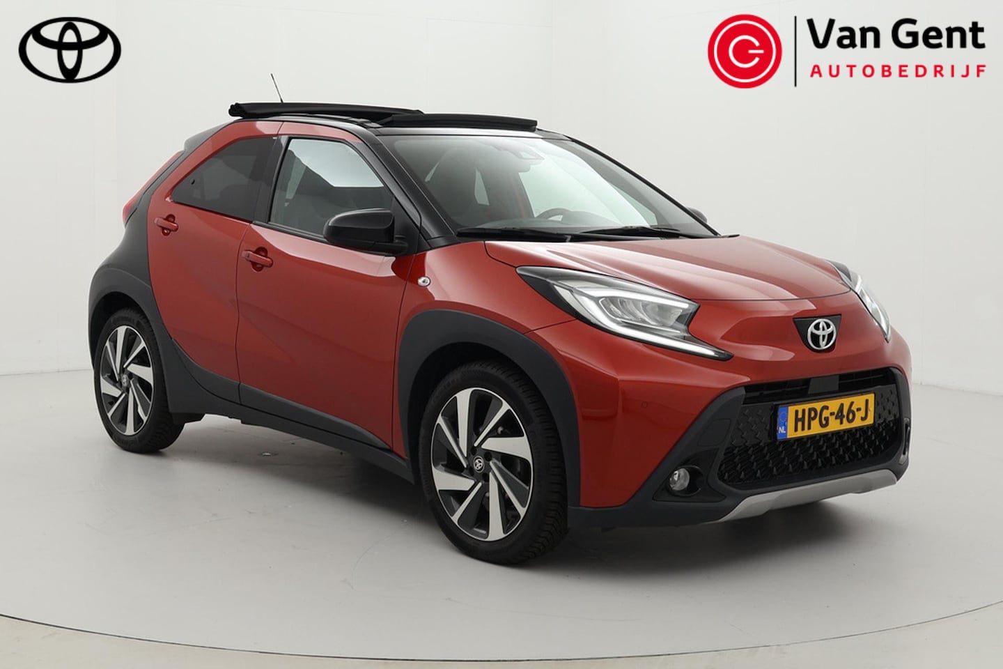 Toyota Aygo X - 1.0 VVT-i S-CVT Envy | Elektrisch vouwdak | Apple Carplay / Android Auto | Stoelverwarming - AutoWereld.nl