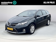 Toyota Auris Touring Sports - 1.8 Hybrid Aspiration | Navigatie | Climate control | Bluetooth | Parkeercamera |