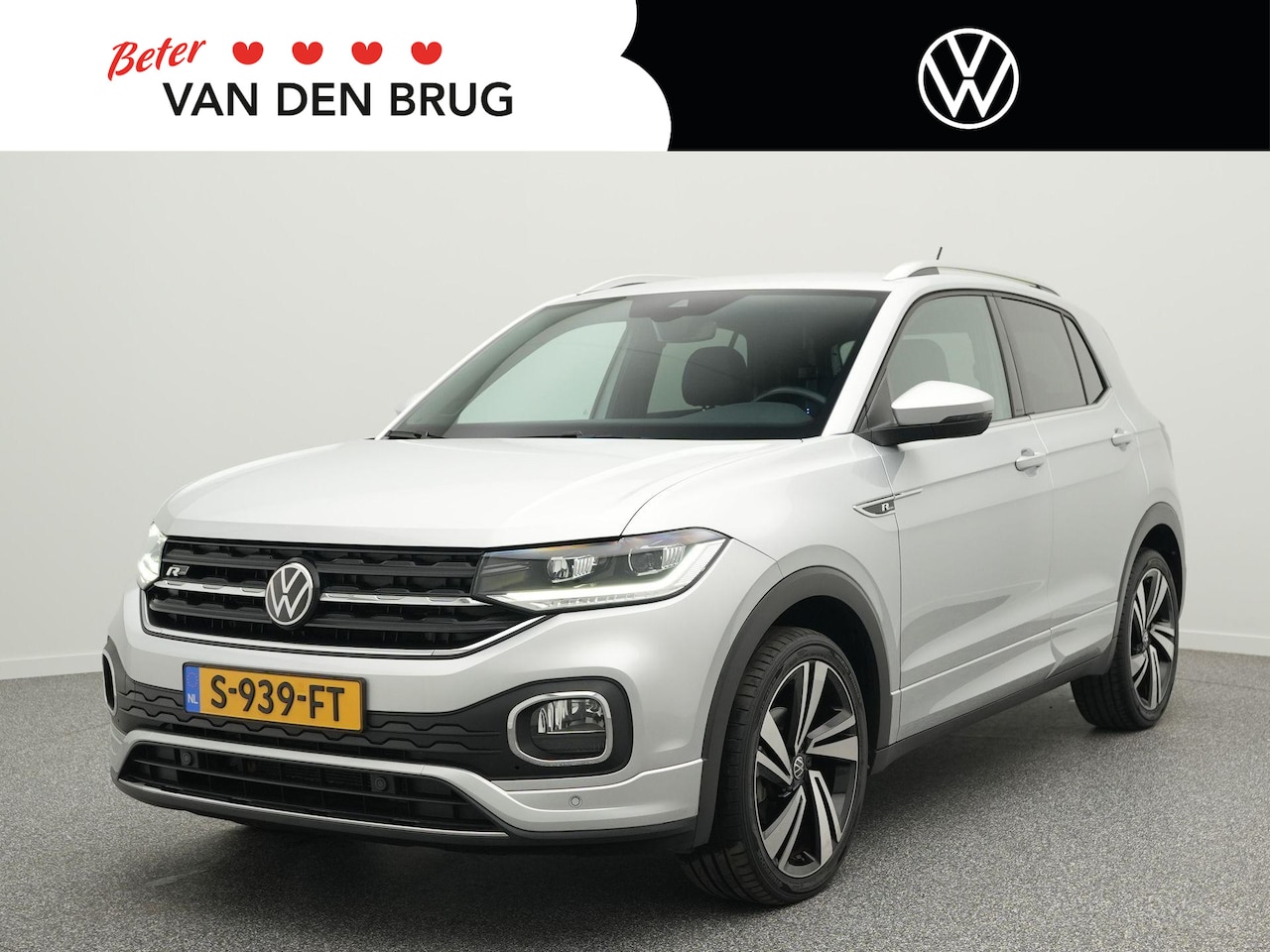 Volkswagen T-Cross - R-Line 1.0 TSI 110 PK DSG Automaat | Achteruitrijcamera | Climate Control | Navigatie | Ap - AutoWereld.nl